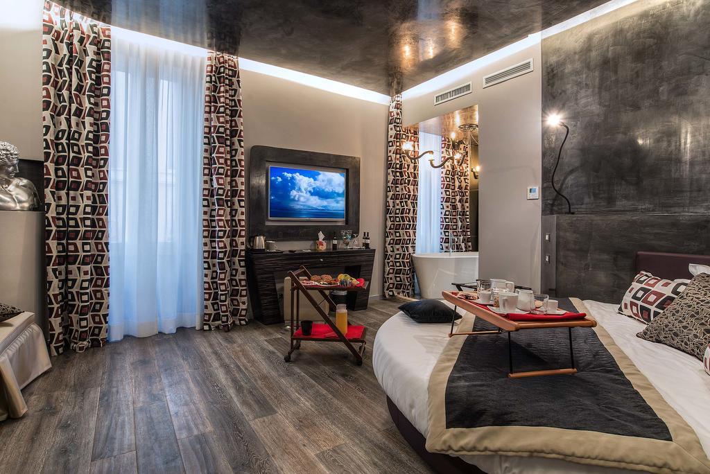 Colonna Suite Del Corso Rome Bagian luar foto