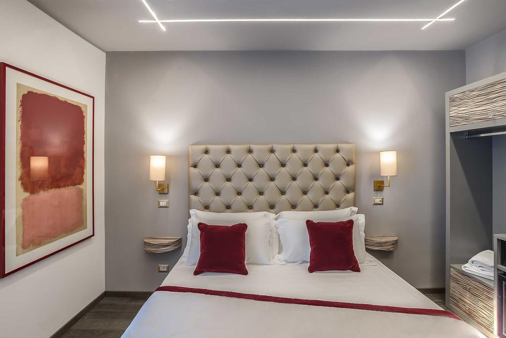 Colonna Suite Del Corso Rome Bagian luar foto